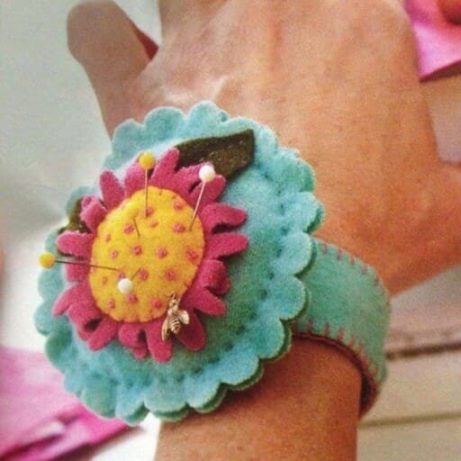 جا سوزن نمدی با طراحی زیبا و خلاق